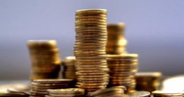 Stire din Social : Jumătate dintre români se plâng că sunt prost plătiți