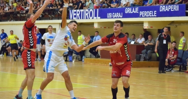 Galerie foto. HC DOBROGEA SUD, victorie cu HC ADRIAN PETREA REȘIȚA - 8