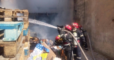 Galerie foto-video. ARDE SUPERMARKETUL BILLA! - 5
