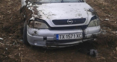 Galerie foto. GRAV ACCIDENT RUTIER LA CONSTANȚA. TREI VICTIME, după ce o mașină de Bulgaria s-a răsturnat de trei ori - 4