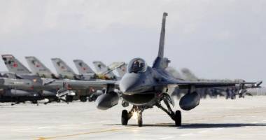 Stire din Actualitate : Statul Islamic profită de raidurile rusești pentru a cuceri noi teritorii în Siria