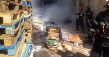 Galerie foto-video. ARDE SUPERMARKETUL BILLA! - 1
