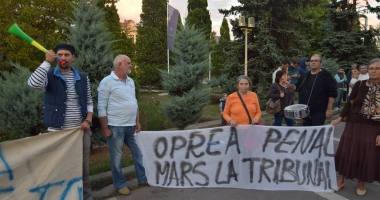 "Oprea penal, marș la tribunal" / PROTEST DE AMPLOARE LA CONSTANȚA - Galerie foto-video - 8