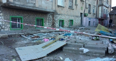 EXPLOZIE DEVASTATOARE LA MEDGIDIA / UN BLOC A SĂRIT ÎN AER - 2
