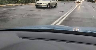 PLOILE AU FĂCUT RAVAGII LA CONSTANȚA / Străzi inundate, autoturisme luate de ape, oameni salvați din calea șuvoaielor - 2