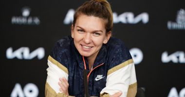 Stire din Sport : Tenis / Simona Halep se menţine pe locul trei în top WTA. Sabalenka se apropie ameninţător!