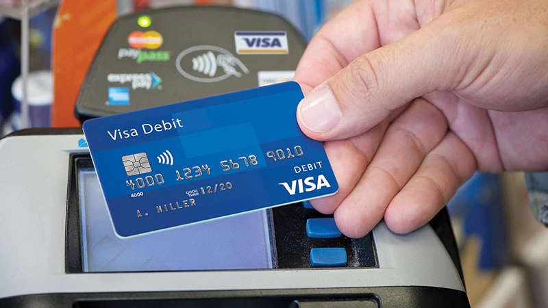 ALERTĂ în toată Europa: Cardurile VISA nu mai funcționează!
