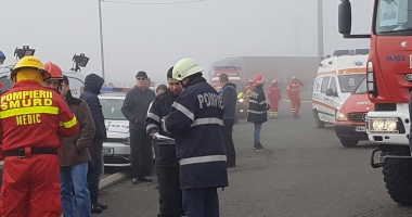 GALERIE FOTO / ACCIDENT GRAV PE AUTOSTRADA SOARELUI. 3 morti, 60 răniti. S-A ACTIVAT CODUL ROSU - 8