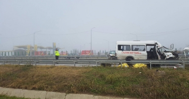 GALERIE FOTO / ACCIDENT GRAV PE AUTOSTRADA SOARELUI. 3 morti, 60 răniti. S-A ACTIVAT CODUL ROSU - 19
