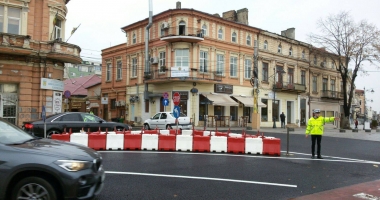 Stire din Eveniment : Șoferi, atenție! Sens unic pe bulevardul Tomis, între Grand și Lupoaică
