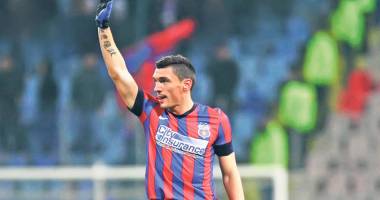 Stire din Sport : Claudiu Keșeru: "Îmi venea să mă arunc direct în peluză"