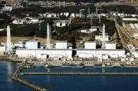 Stire din Actualitate : Elicoptere militare încearcă să răcească reactoarele de la Fukushima