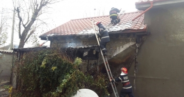 Galerie FOTO-VIDEO. Incendiu puternic în spatele Tribunalului din Medgidia - 6