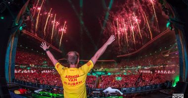 Stire din Social : UNTOLD 2019. Imnul oficial al festivalului, compus de Armin Van Buuren