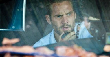 Stire din Monden : AUTOPSIA lui Paul Walker / Actorul a supraviețuit impactului, dar a murit ars