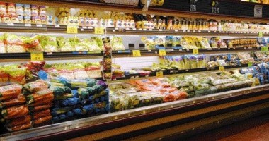 Stire din Economie : Ce valoare au alimentele aruncate de pe rafturi, în doar o săptămână