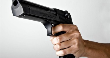 Stire din Cetățenești : Cum se procură armele neletale