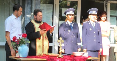Galerie FOTO. Polițiștii, prezenți la începerea anului școlar - 3
