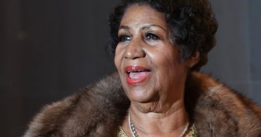 Stire din Actualitate : Cântăreața americană Aretha Franklin, în stare gravă