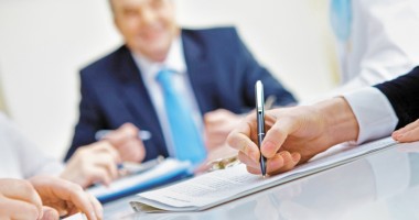 Stire din Economie : Regulamentul privind creditarea ar putea intra în vigoare din noiembrie