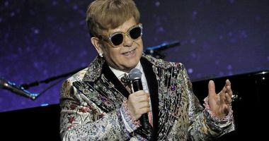 Stire din Cultură-Educație : Elton John lansează un nou album