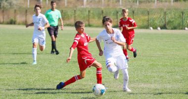 Patru echipe de la Academia Hagi şi Farul, campioane la „Junior Summer Cup”