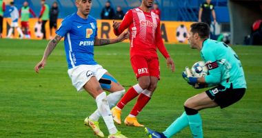 Stire din Sport : Două puncte mari pierdute pe teren propriu! FCV Farul, remiză „albă” cu UTA Arad