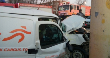 ACCIDENT GRAV LA CONSTANȚA! O victimă este încarcerată - 2