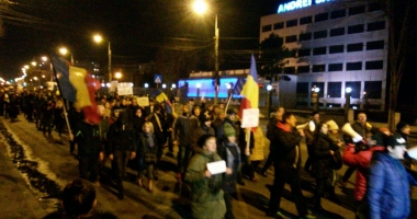 GALERIE FOTO / A CINCEA SEARĂ DE PROTESTE LA CONSTANȚA - 5