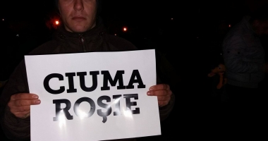 GALERIE FOTO-VIDEO / UPDATE. 5500 de "PUTORI" mărșăluiesc pe străzi. "Altă întrebare? Altă guvernare!" - 8