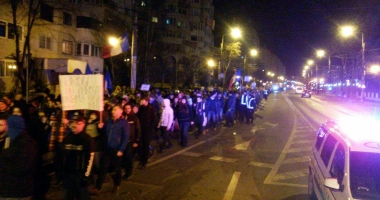 GALERIE FOTO / A CINCEA SEARĂ DE PROTESTE LA CONSTANȚA - 7