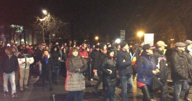 A ȘASEA ZI DE PROTESTE LA CONSTANȚA / Mii de oameni cer plecarea Guvernului Grindeanu / Galerie foto-video - 6