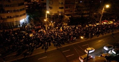 GALERIE FOTO / A CINCEA SEARĂ DE PROTESTE LA CONSTANȚA - 9