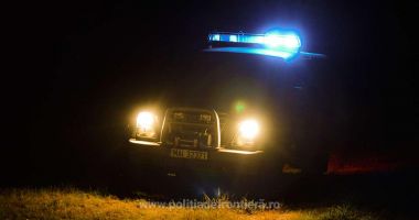 Stire din Actualitate : Doi cetățeni români, arestați pentru trafic de migranți