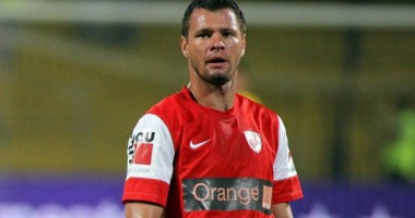 Stire din Sport : Sporting Lisabona nu îl mai transferă pe Marius Niculae. Află motivul