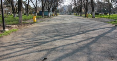 Prin parcurile Constanței, cu scaunul de-acasă? - 3