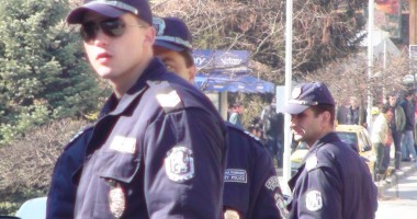 Stire din Eveniment : Turiștii români din Bulgaria, consiliați de polițiștii români