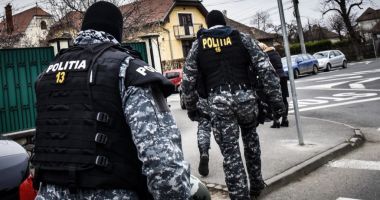 Stire din Eveniment : PERCHEZIȚII la hoți din locuințe din Constanța și Tulcea!