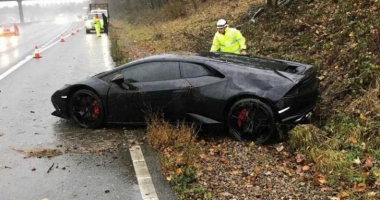 Lamborghini de 200.000 euro, FĂCUT PRAF / De ce nu are șoferul niciun regret - 1