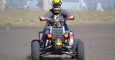 Stire din Eveniment : Adolescent de 17 ani, prins la o plimbare ilegală cu ATV-ul