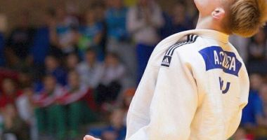 Stire din Sport : Judo / Adrian Şulcă ratează podiumul la Campionatul Mondial de la Budapesta