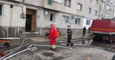 FOTO. Explozie puternică, într-un cartier din Constanța. O persoană a fost rănită - 4
