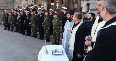 FOTO-VIDEO. Militarii "Rechinii Albi", primiți cu brațele deschise de constănțeni - 3