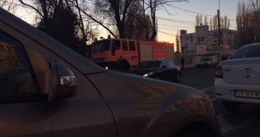 GALERIE FOTO. ACCIDENT RUTIER LA CONSTANȚA. INTERVINE SMURD-UL. TRAFICUL ESTE INFERNAL! / UPDATE - 8
