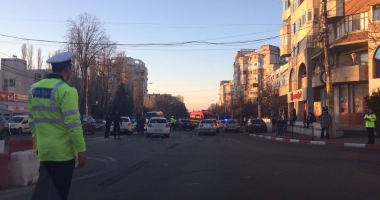 GALERIE FOTO. ACCIDENT RUTIER LA CONSTANȚA. INTERVINE SMURD-UL. TRAFICUL ESTE INFERNAL! / UPDATE - 3