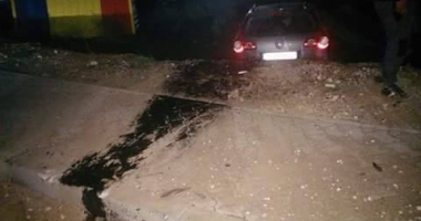 S-a răsturnat cu mașina de poliție pe urme, în centrul orașului Năvodari - 3