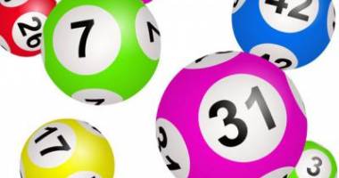 Stire din Social : Șanse duble de câștig la TRAGERILE SPECIALE LOTO de Anul Nou