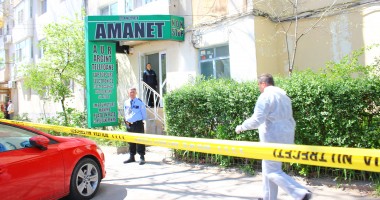 Stire din Eveniment : Arestat după ce a cumpărat aurul furat dintr-o casă de amanet