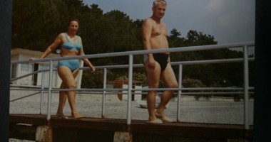 Vezi aici câteva fotografii cu Nicolae Ceaușescu la plajă! - 3