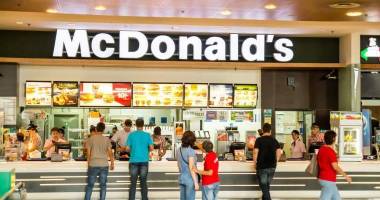 Stire din Actualitate : Comisia Europeană investighează Mcdonald's. Iată de ce